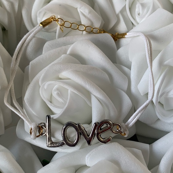 Bracelets - Picture 14 of 16